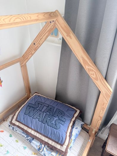 Wooden house-style single bed frame