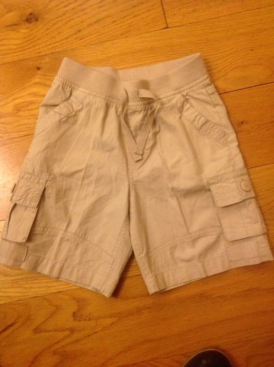BNWOT Cream Shorts Age 4