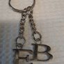 Keyring with letters B and E Image 3