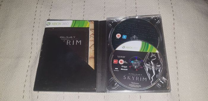 Skyrim Legendary Edition Top XBox 360 Game for sale  here