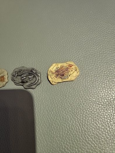 Set of 5 resin fossils
