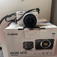 Canon EOS m10