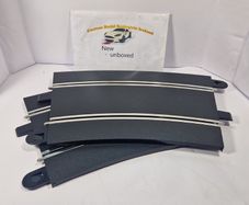 Scalextric C8235: 2x New Radius 4 Curve Track (R4)