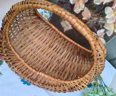Small Vintage Basket