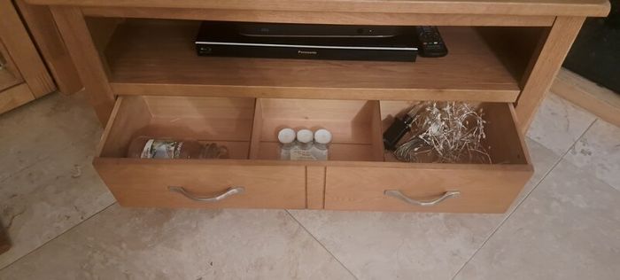 Corner TV Unit