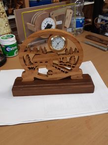 Clock oriental