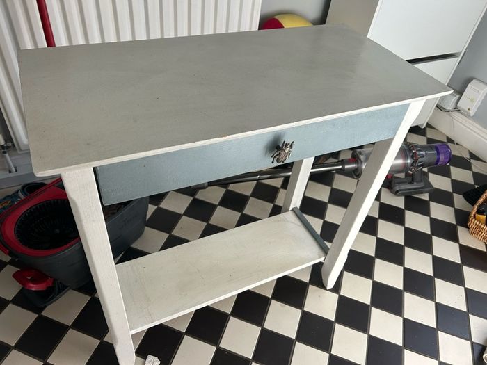 Hall table