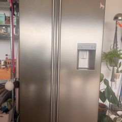 Samsung Freestanding Fridge Freezer