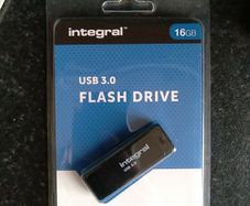 Integral USB 3.0 Flash Drive 16GB