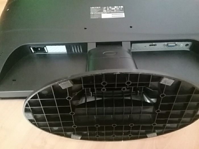 LCD monitor