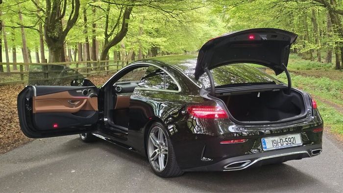 Mercedes e220 AMG