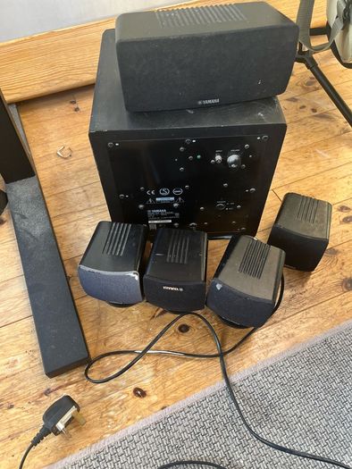 Pioneer VSX-920 Av Receiver + Yamaha 5.1 Surround Sound & Subwoofer