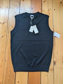 Fisk of Oslo V-neck Sweater