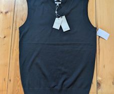 Fisk of Oslo V-neck Sweater