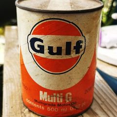 Vintage Engine Oil. Gulf - 0.87 Pints