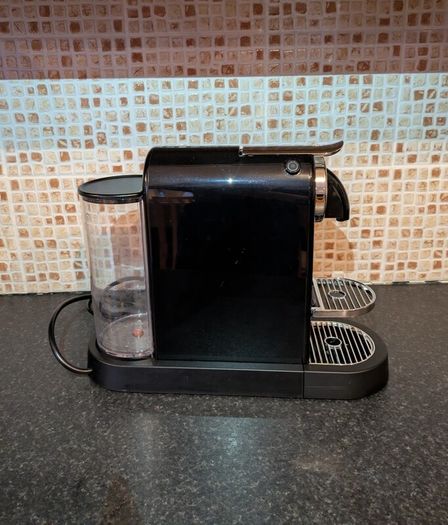 Nespresso Citiz with integrated milk frother
