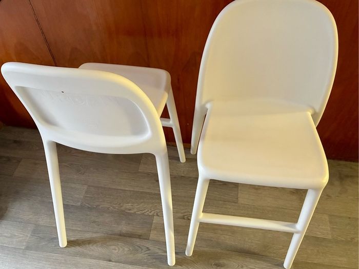 ikea 'urban' junior chair (white) x2