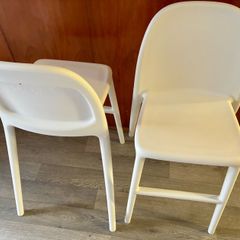 ikea 'urban' junior chair (white) x2