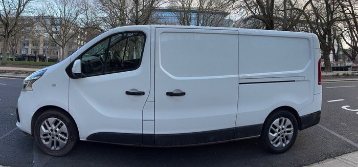 Renault Trafic 2020 LWB Automatic