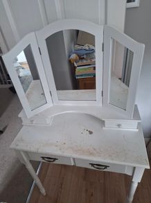 Make up dressing table