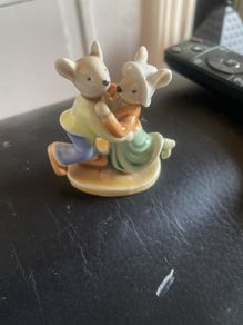 Dancing bunnies