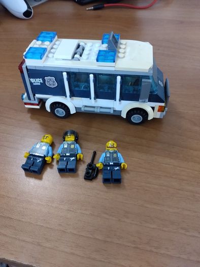 LEGO City: Museum Break-in (60008)