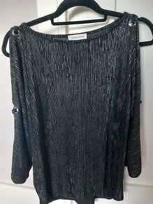 Ladies cold shoulder top