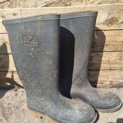 UK 9 Wellington Boots