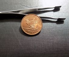 Irish 1963 Penny.Very Good Lustre.A / Uncirculated.