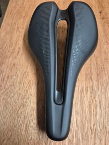 Bianchi road Saddle