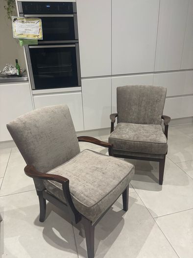 Gorgeous PARKER KNOLL chair pair model 731