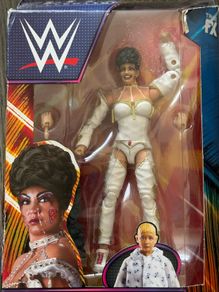 wwe summerslam elite collection Sensational Sherri