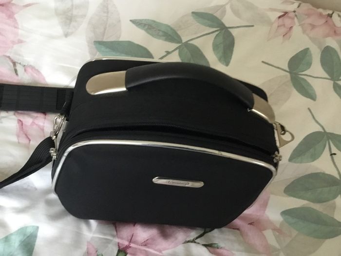 Constellation vanity case - black