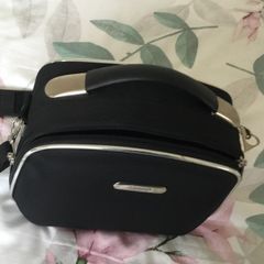 Constellation vanity case - black