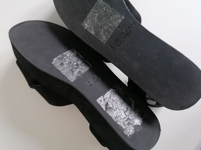 Black Shoes