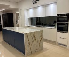 Kitchen ; Ex Display Sale