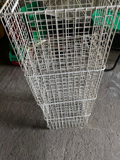 Metal cages