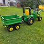 John Deere Ride on tractor with trailer Image 2