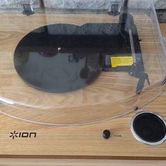 iON Record player