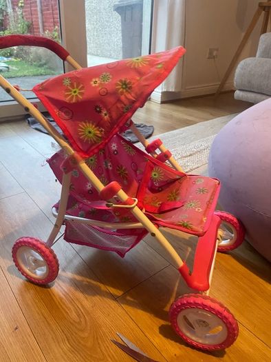 toy pram