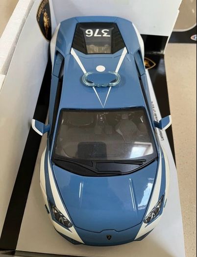 Lamborghini Huracan LP 610-4 Polizia 1/18 Burago Rare