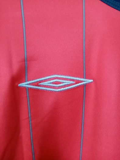 West Bromwich Albion Football Shirt, 09/10. Long Sleeve. Vintage 2009-10. Size M Medium. genuine Umbro WBA away Jersey Red stripe football shirt top baggies premiership.
