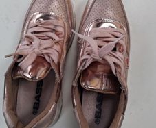 ladies gold colour runners