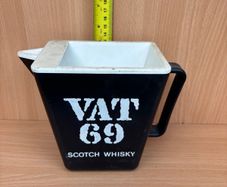 Pub jug Vat 69