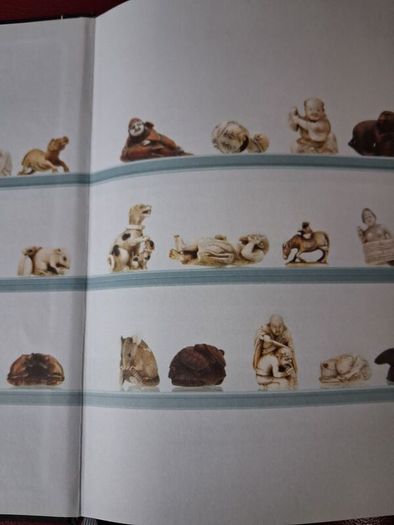 The Hare with Amber Eyes / Edmund De Waal / Illustrated/ 2011