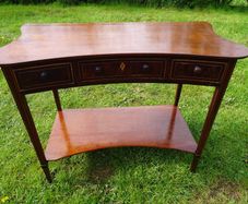 Concave 3 drawer arts and craft table