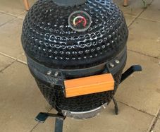 Ceramic lidl egg BBQ unused