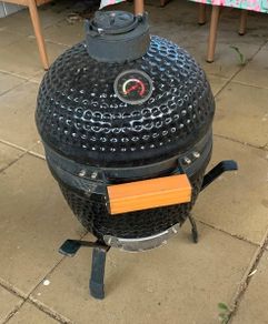 Ceramic lidl egg BBQ unused