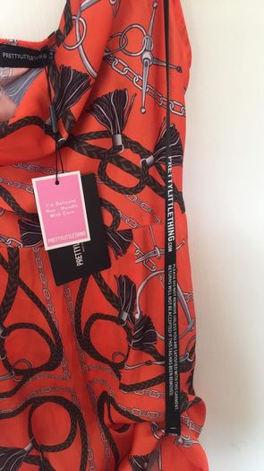 Prettylittlething dress