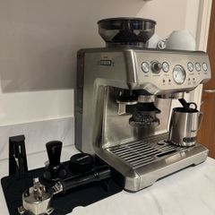 Sage The Barista Express with Milk Jug Thermal + accessories